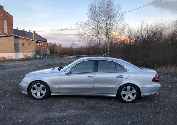 Mercedes-Benz Klasa E cena 13499 przebieg: 312000, rok produkcji 2002 z Warszawa małe 92